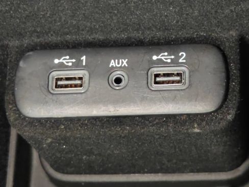 Used 2022 Dodge Charger SXT RWD image 41