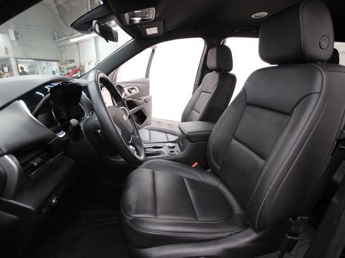 Used 2022 Chevrolet Traverse LT w/ LPO, Floor Liner Package AWD/4WD image 13