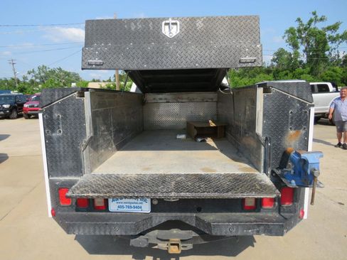 Used 2015 Ford F350 XLT w/ XLT Value Package AWD/4WD image 4