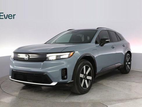 Used 2024 Honda Prologue Touring image 2