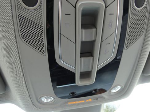 Used 2020 Audi Q5 e Premium Plus image 66