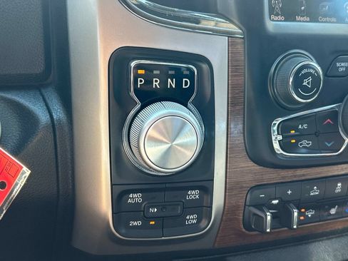 Used 2017 RAM 1500 Laramie AWD/4WD image 25