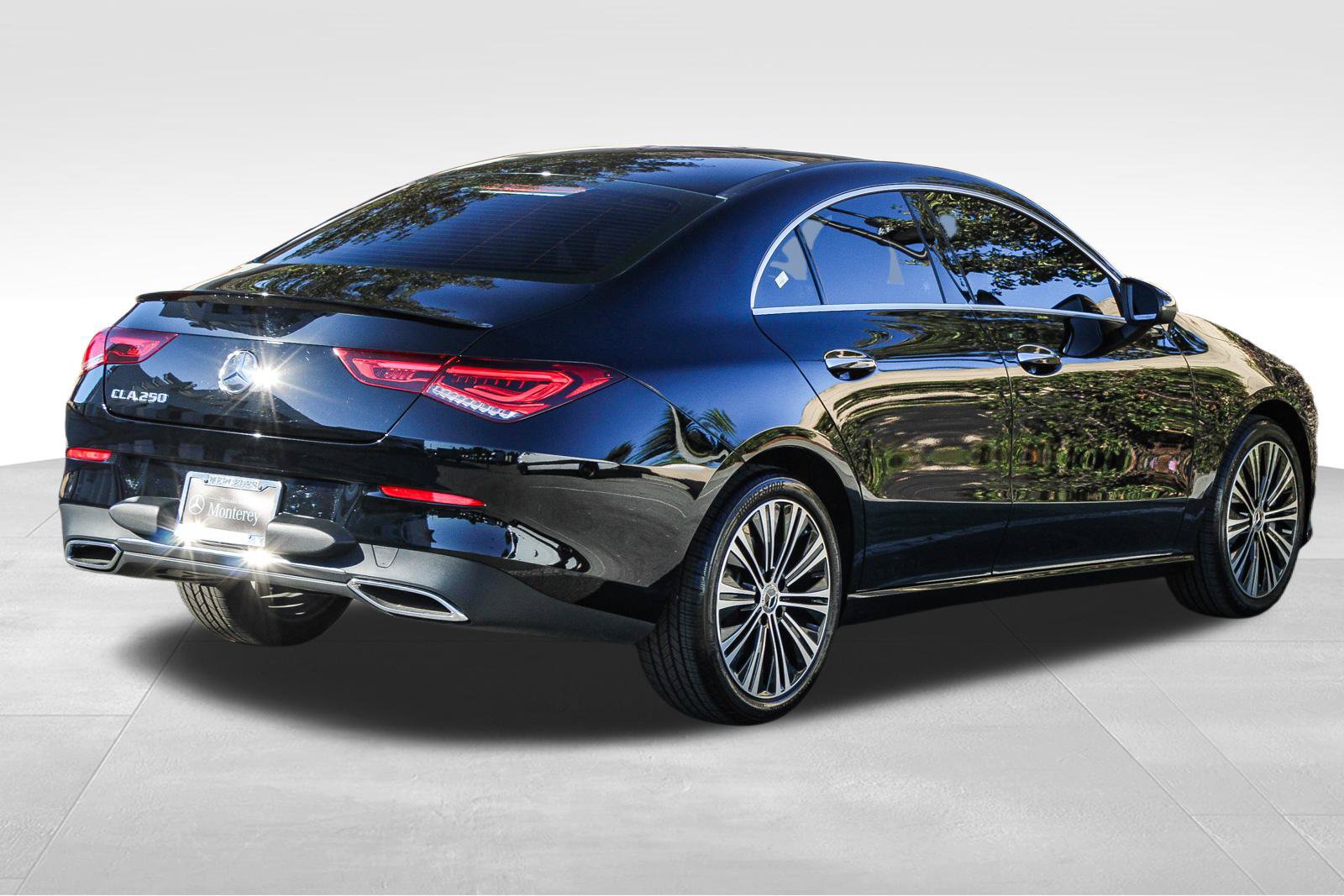 Certified 2022 Mercedes-Benz CLA 250 image 9