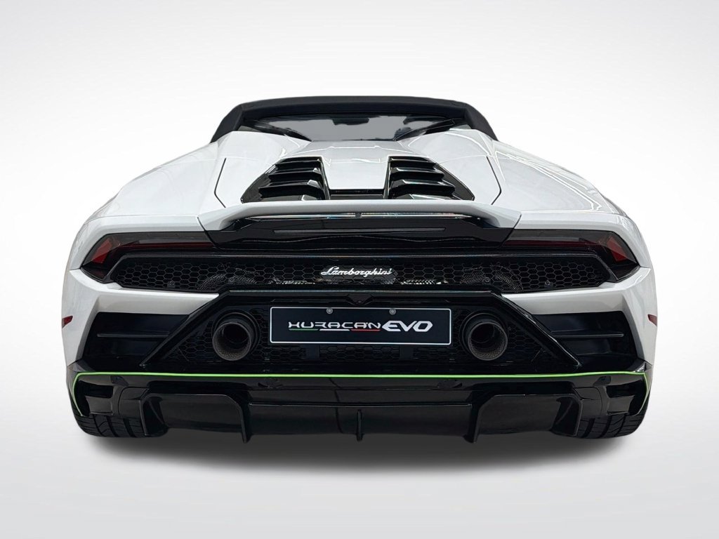 Used 2023 Lamborghini Huracan EVO RWD image 4