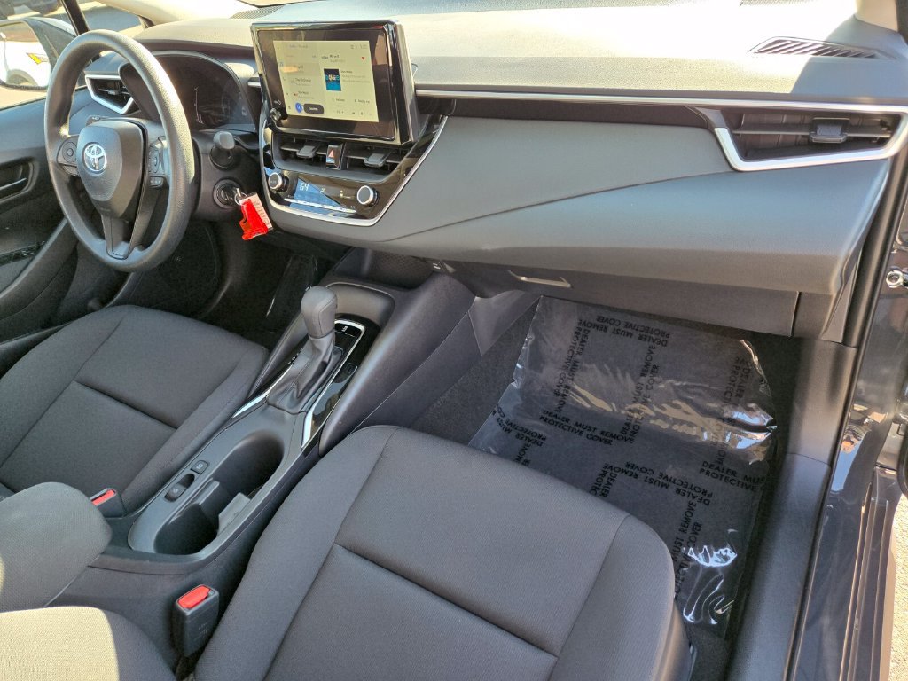 Used 2026 Toyota Corolla LE FWD image 23