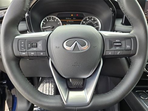Certified 2025 INFINITI QX60 Pure image 25