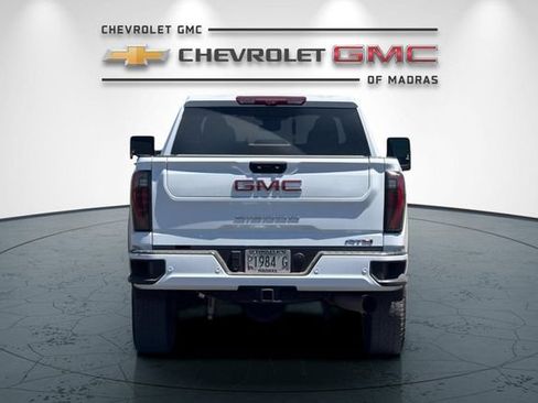 Used 2025 GMC Sierra 2500 AT4 w/ AT4 Premium Plus Package AWD/4WD image 4