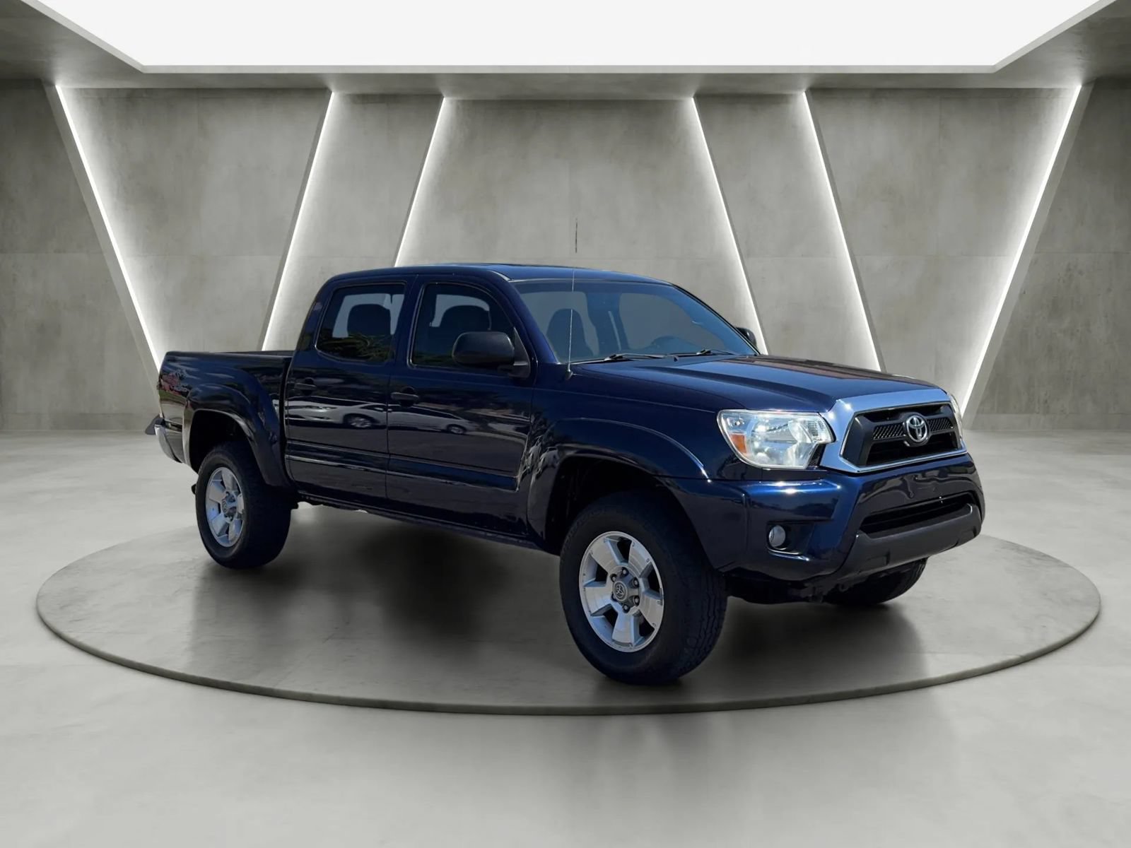 Used 2012 Toyota Tacoma PreRunner w/ SR5 Pkg RWD image 1