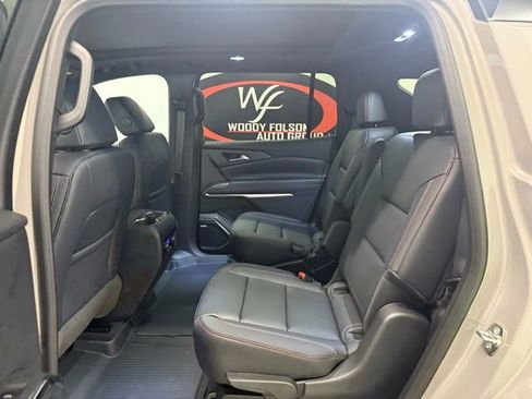 New 2026 Chevrolet Traverse Z71 w/ Enhanced Driving Package AWD/4WD image 16