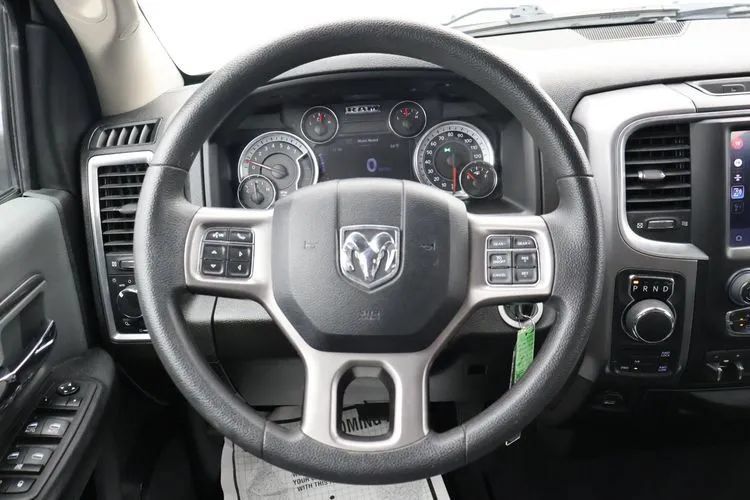 Used 2022 RAM 1500 Classic SLT w/ Electronics Group AWD/4WD image 21