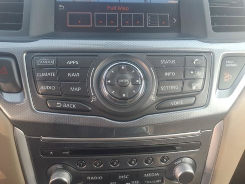 Used 2019 Nissan Pathfinder SL image 22