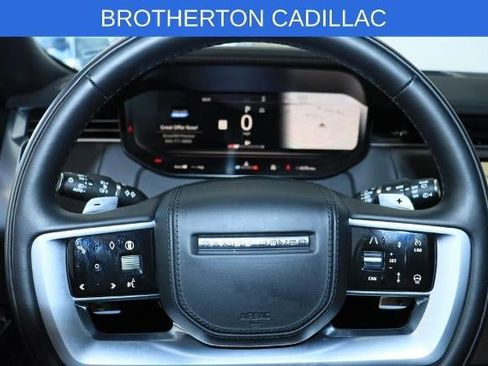 Used 2025 Land Rover Range Rover Long Wheelbase SE AWD/4WD image 18