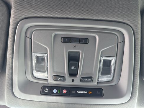 Used 2025 Chevrolet Silverado 1500 LT Trail Boss w/ Convenience Package II AWD/4WD image 16