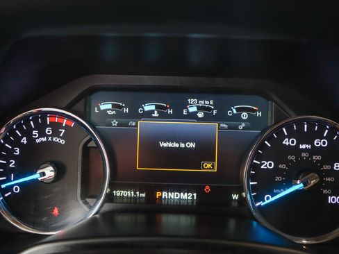 Used 2017 Ford F250 Lariat w/ Chrome Package AWD/4WD image 16