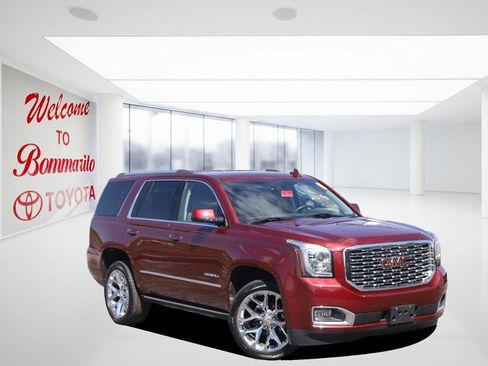 Used 2019 GMC Yukon Denali w/ Denali Ultimate Package AWD/4WD image 2