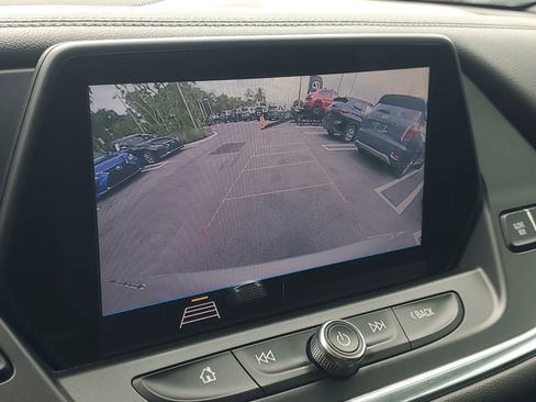 Used 2019 Chevrolet Blazer LT image 27