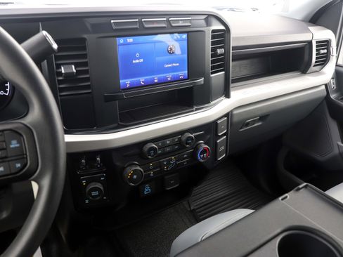 Used 2024 Ford F250 XL w/ Snow Plow Prep Package image 20