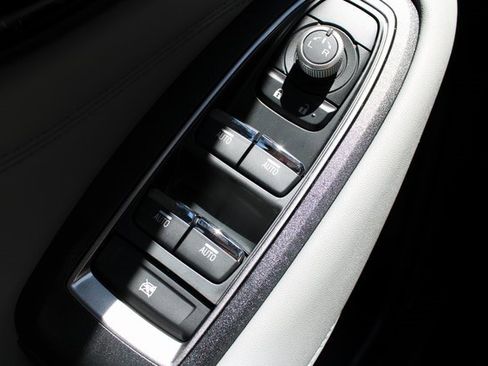 Certified 2025 Subaru Legacy Limited image 33