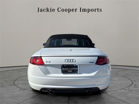 Used 2017 Audi TT 2.0T w/ Technology Package image 4