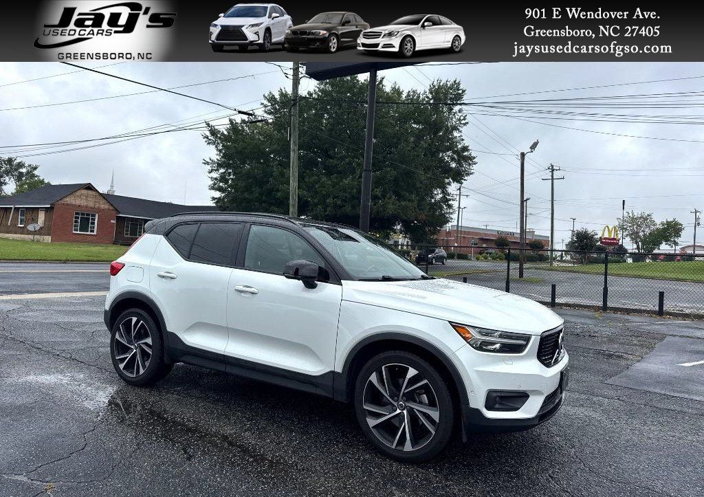 Used 2019 Volvo XC40 T5 R-Design AWD/4WD image 1