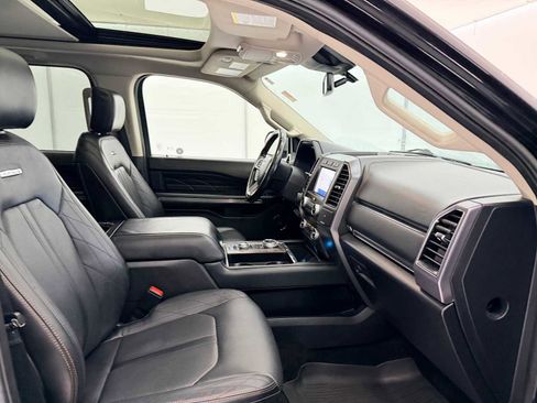 Used 2021 Ford Expedition Platinum image 22