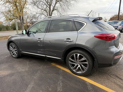 Used 2016 INFINITI QX50 2WD w/ Technology Package image 4