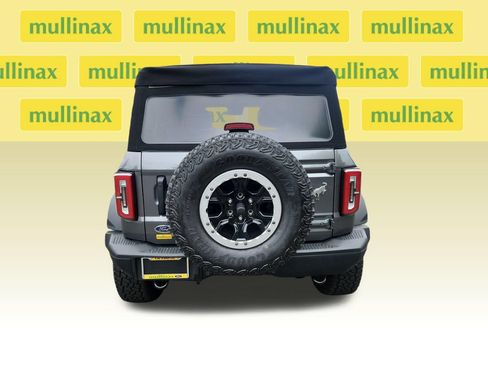 Used 2023 Ford Bronco Badlands w/ Sasquatch Package AWD/4WD image 4