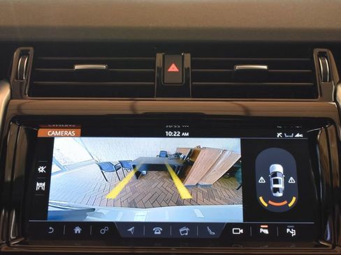 Used 2020 Land Rover Discovery HSE image 27