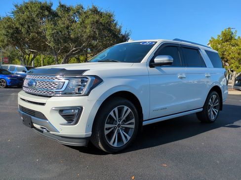 Certified 2021 Ford Expedition Platinum image 8