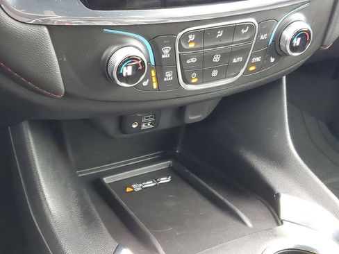 Used 2023 Chevrolet Traverse RS w/ LPO, Floor Liner Package image 19