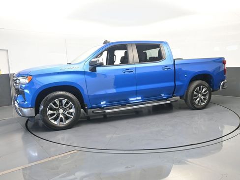 Used 2023 Chevrolet Silverado 1500 LT RWD image 2