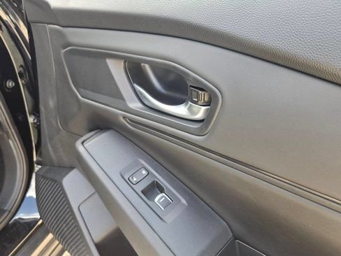 Used 2025 Honda Accord SE image 28