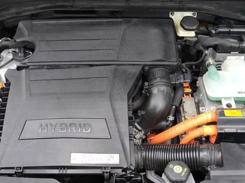 Used 2017 Kia Niro FE FWD image 15