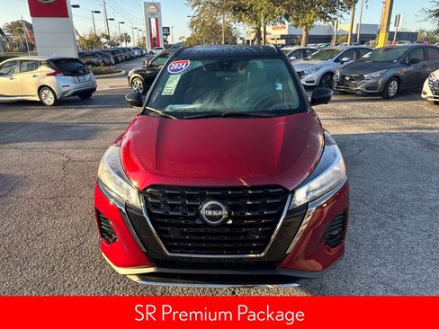 Certified 2024 Nissan Kicks SR w/ SR Premium Package image 3