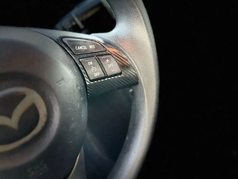 Used 2015 MAZDA MAZDA3 i Sport image 14