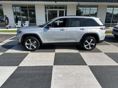 Used 2025 Jeep Grand Cherokee Limited