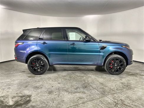Used 2020 Land Rover Range Rover Sport HST image 9