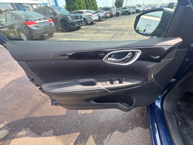 Used 2019 Nissan Sentra SV FWD image 11