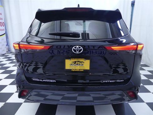 Used 2020 Toyota Highlander Limited AWD/4WD image 6