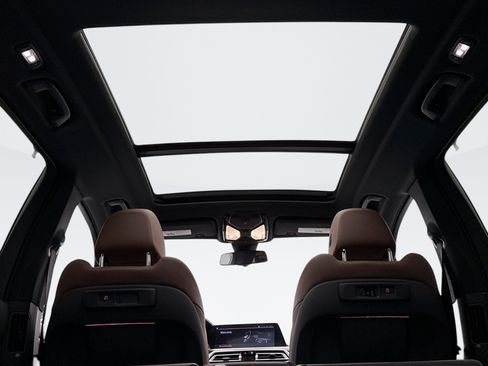 Used 2020 BMW X5 xDrive40i w/ Premium Package image 19