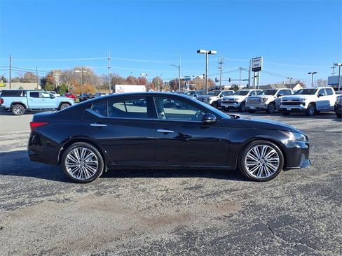 Used 2023 Nissan Altima 2.5 SL image 8