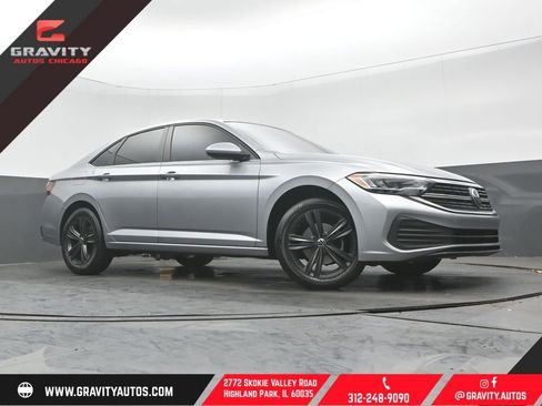 Used 2023 Volkswagen Jetta SE w/ Panoramic Sunroof Package FWD image 1