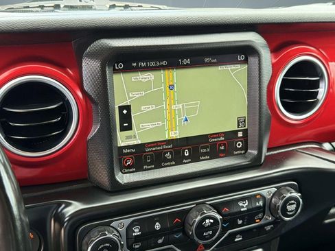 Used 2022 Jeep Wrangler Unlimited Rubicon w/ Cold Weather Group AWD/4WD image 23