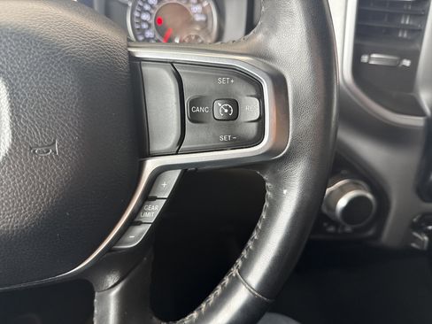 Used 2024 RAM 1500 Big Horn AWD/4WD image 30
