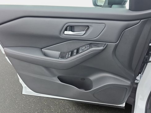 New 2026 Nissan Rogue SV w/ Cold Weather Package image 26