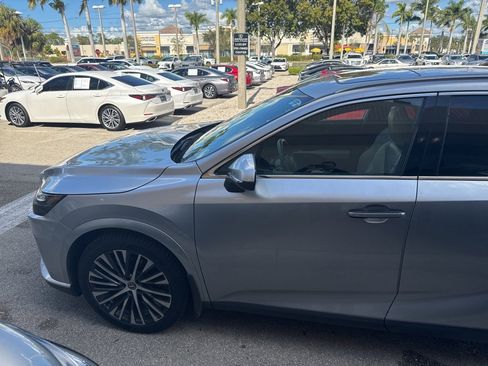 Used 2023 Lexus RX 350 Premium Plus image 9