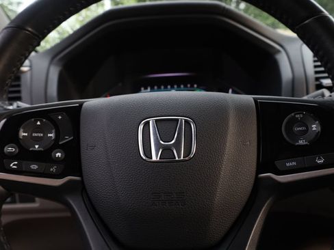 Used 2018 Honda Odyssey EX-L image 11