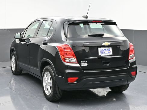Used 2020 Chevrolet Trax LS image 6