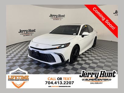 Used 2025 Toyota Camry SE