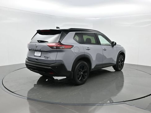 Used 2023 Nissan Rogue SV w/ SV Premium B Package AWD/4WD image 6